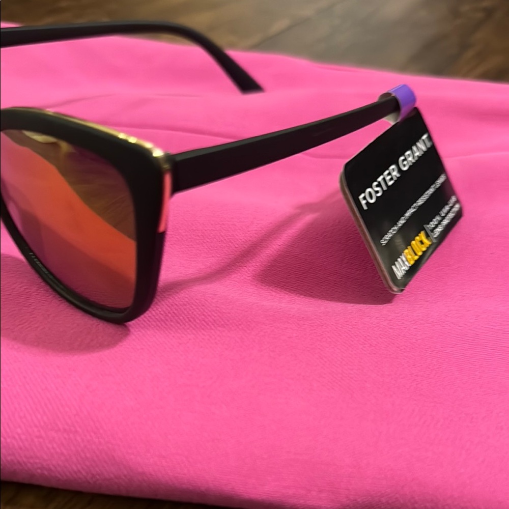 Foster Grant Sunglasses Womens - Picture 3 of 9